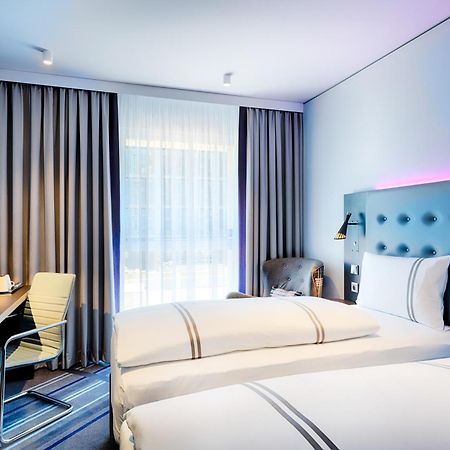 Premier Inn Saarbruecken City Centre ภายนอก รูปภาพ