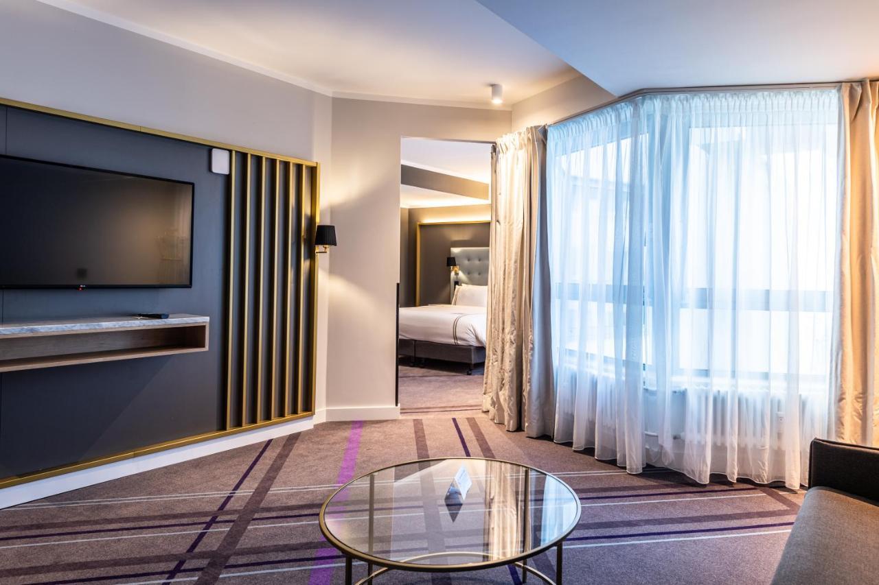Premier Inn Saarbruecken City Centre ภายนอก รูปภาพ