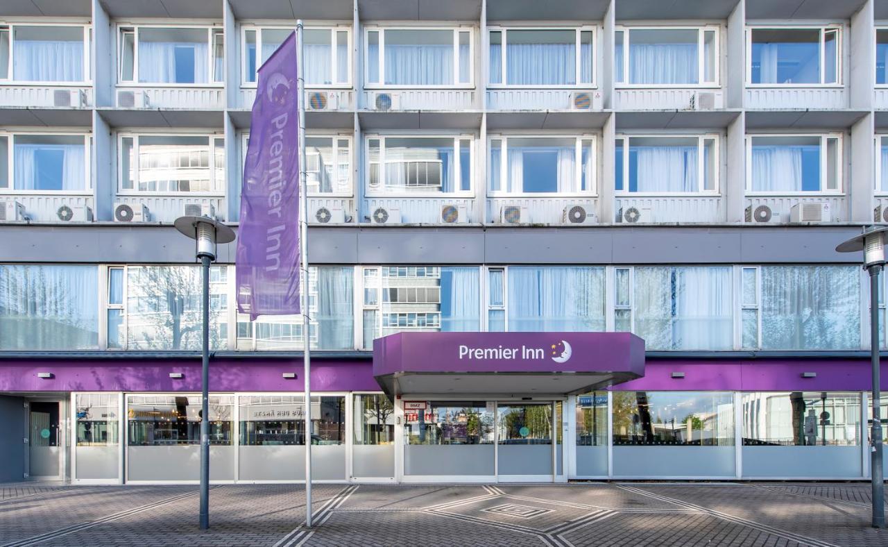 Premier Inn Saarbruecken City Centre ภายนอก รูปภาพ