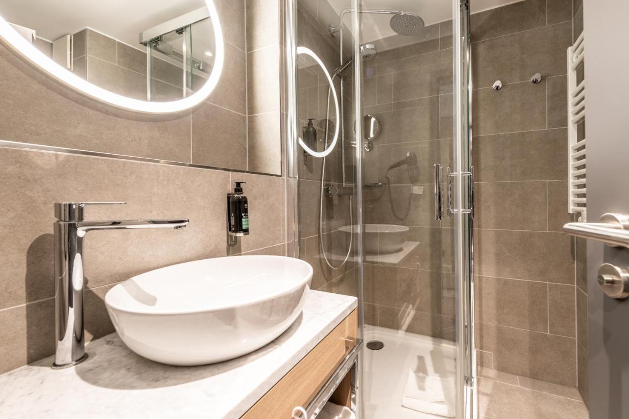 Premier Inn Saarbruecken City Centre ภายนอก รูปภาพ