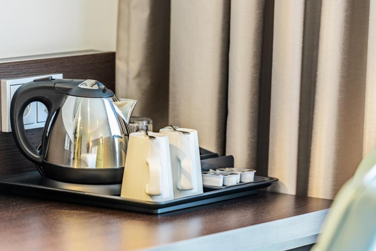 Premier Inn Saarbruecken City Centre ภายนอก รูปภาพ